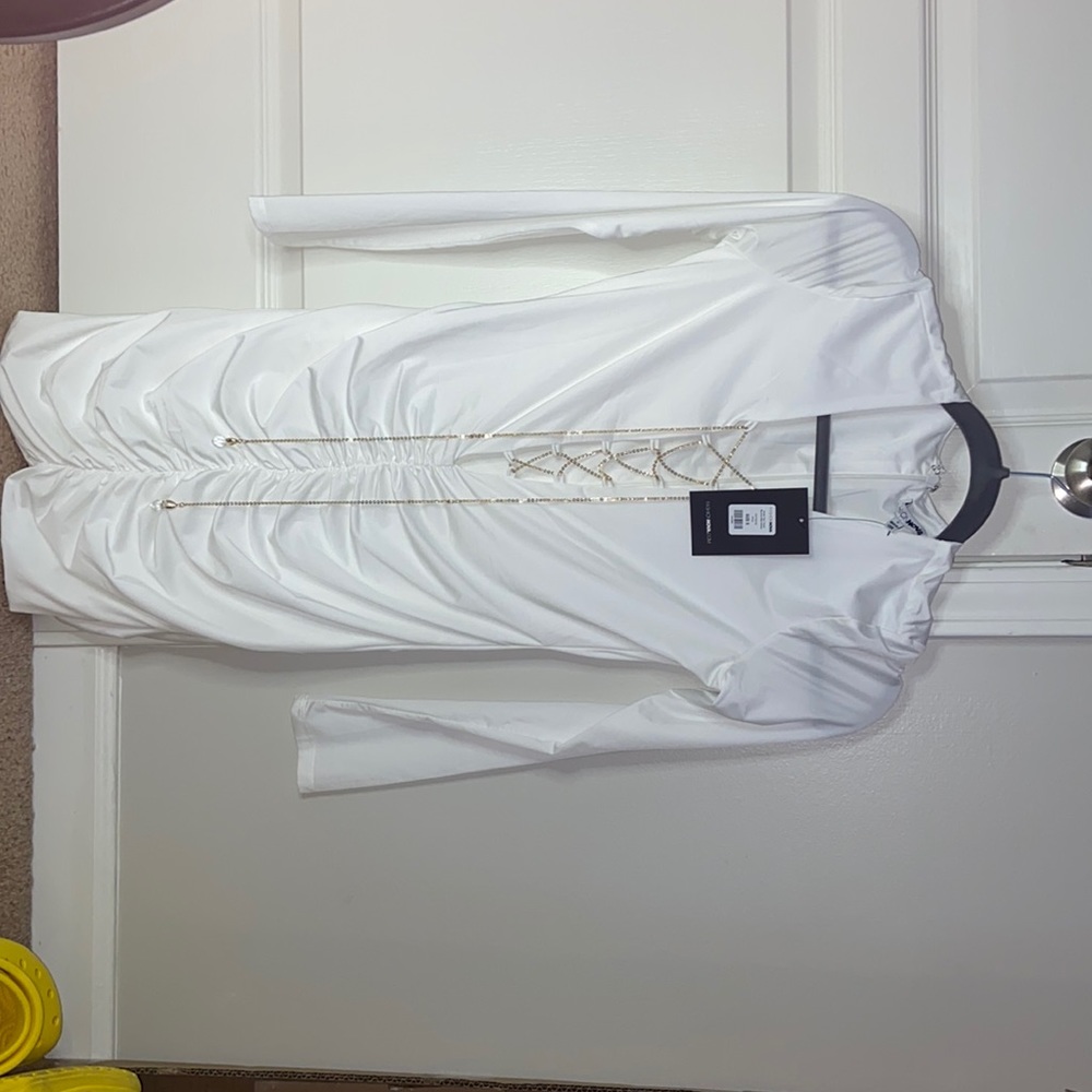 BRAND NEW !! white dress with gold chain